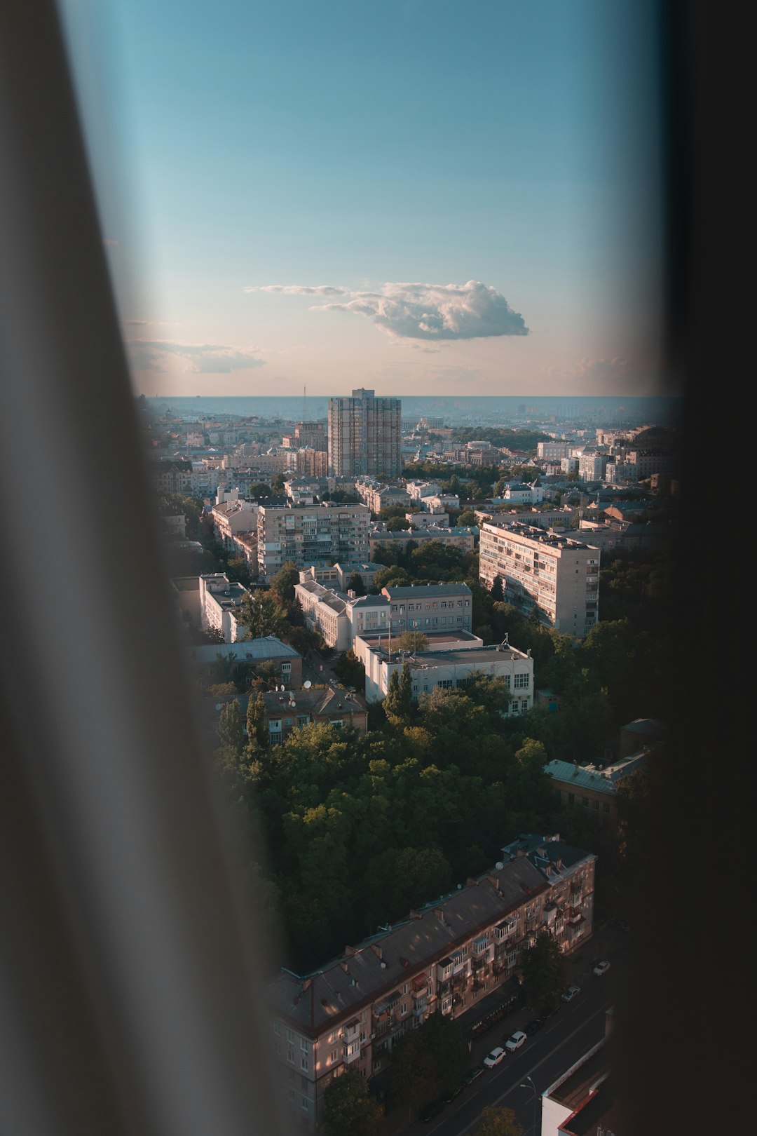 Вид из окна квартиры